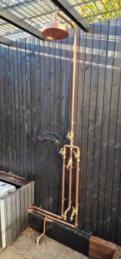 foto dichterbij van de douche